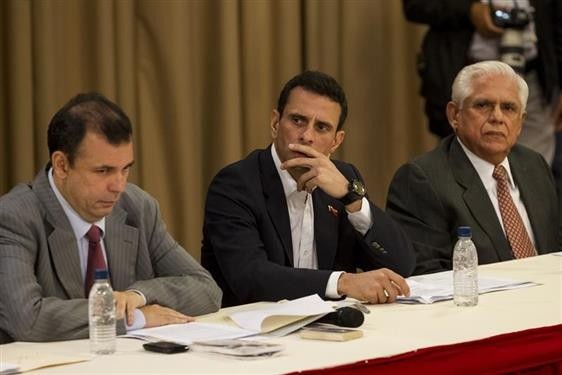 l_henrique-en-e(562&times;375)