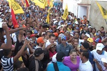 Capriles: Maduro quiere un país en crisis, nosotros un país ...