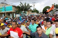 Capriles: Maduro sabe que es un mientras tanto