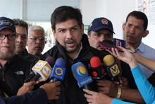 Carlos Ocariz: Más de 600 funcionarios atienden reportes por...