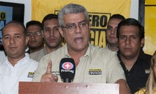 Alfonso Marquina: En Venezuela estamos votando pero no estam...