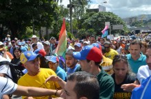 Capriles: Gobierno intenta censurar la realidad que se vive ...