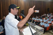 Capriles: Si nuestra policía arremetiera contra estudiantes,...