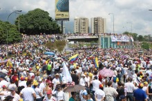 Capriles a Maduro: Si no restituyen el hilo constitucional i...