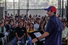 Capriles pidió a trabajadores mirandinos no perder las ganas...