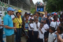 Capriles: Aumento salarial a docentes debe incluir también a...