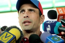 Capriles: “Es lamentable que los venezolanos nos estemos agr...