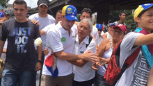 Capriles acompañó a las mujeres en marcha para rechazar repr...