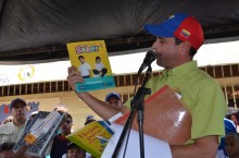 Capriles llamó a enfrentar nuevo año escolar desde las aulas...