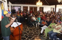 Capriles: El pueblo no permitirá que nos convirtamos en una ...