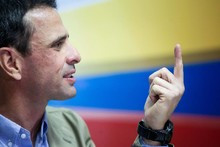 Capriles llama de nuevo a la oposición a articularse