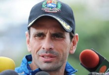 Capriles critica viajes del Presidente mientras hay escasez