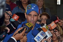 Capriles: “Maduro se inventa guerras porque no sabe qué hace...