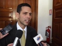 Alcalde Carlos García presentó propuesta al CU de la ULA