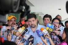 Carlos Ocariz anunció aumento salarial para empleados de Suc...