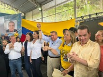 Cerca de 2 mil justicieros respaldaron candidatura de Edmund...