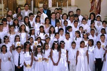 Alcaldía de Chacao celebró Primera Comunión de niños de la U...