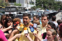 Carlos Ocariz inaugura separador vial en avenida Francisco d...