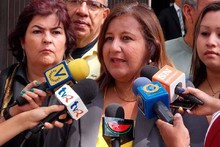 Dinorah Figuera alerta que Maduro atenta contra jubilados co...