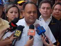 Sánchez: Ministro Menéndez se burla de los más necesitados a...