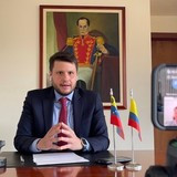 Eduardo Battistini a Carmen Meléndez: "A Caracas hay qu...