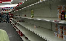 Henrique Capriles publicó fotos de un supermercado para graf...