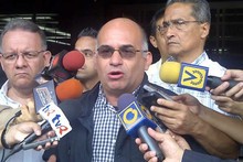 José Antonio España: Rafael Ramírez debe rendir cuentas de l...