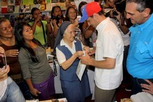 Capriles: Vayan y busquen a los descontentos para que voten ...