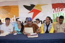 Capriles: Salir de la crisis amerita de un gran movimiento s...