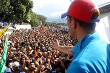 Capriles: El señor que está en Miraflores entró en fase de d...