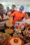 Capriles: Las colas en Venezuela son ejemplo de que las cosa...