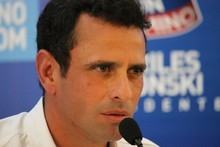 Capriles: Venezuela está en mengua