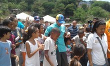 Gobierno de Miranda entregó cancha y parque infantil en Alto...