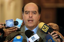 Julio Borges: La conmoción interna que teme Maduro son unas ...