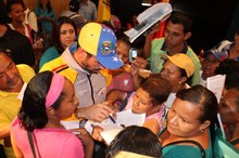 Capriles: La lucha es contra quienes destruyen al país