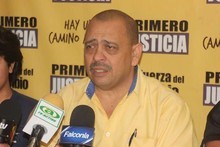 Jorge Luis Ruiz acompaña a la ciudadanía en protestas por es...
