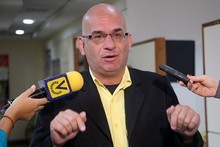 José Antonio España: “Venezuela decidirá su futuro esta sema...