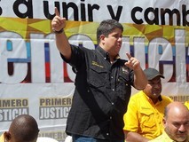José Correa: Destinaron Bs 3,56 diarios para la comida de ca...