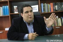 Juan Miguel Matheus: "Ley Habilitante puede acarrear en...