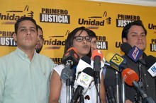 Marialbert Barrios: “Maduro sigue cayéndole a mentiras a la ...