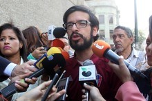 Miguel Pizarro marchó contra el golpe de estado