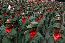 1.350 militares forman milicia Chávez