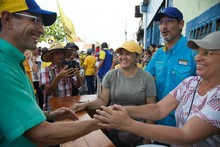 Capriles desde Nueva Esparta: "Tiene que venir una econ...