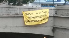 Amanecen pancartas en toda Venezuela exigiendo Revocatorio Y...