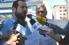 Paúl Elguezabal denuncia a gobernador Luis Acuña por malvers...