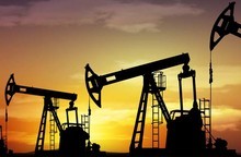 AIE estima que caída del precio del petróleo no estimulará l...