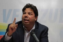 Abogados de Capriles calificaron inhabilitación como desprop...