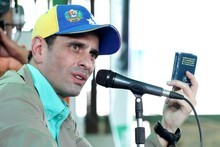 Capriles: Para salir de la crisis es necesario construir un ...