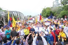 Zulia, Mérida y Trujillo se plantaron en el puente Torondoy ...