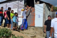 Capriles: Dar soluciones al pueblo es la mejor forma de rend...